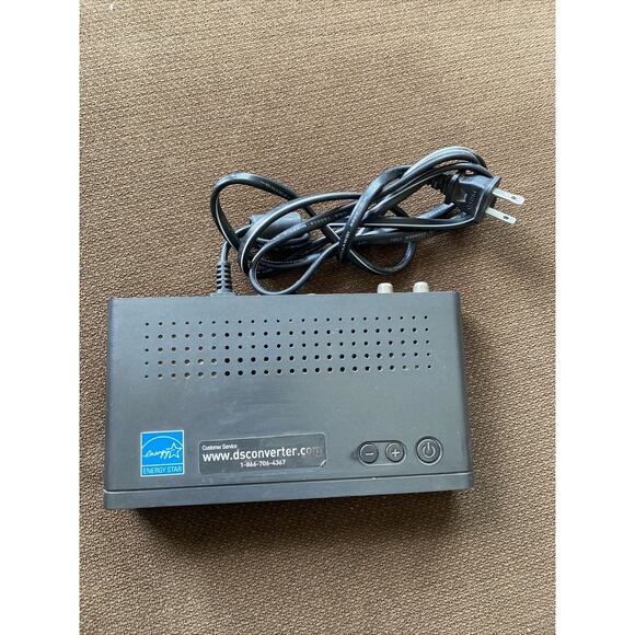 DIGITAL STREAM DIGITAL TO ANALOG CONVERTER BOX 15-150 NO REMOTE DTX9950 - Picture 1 of 12